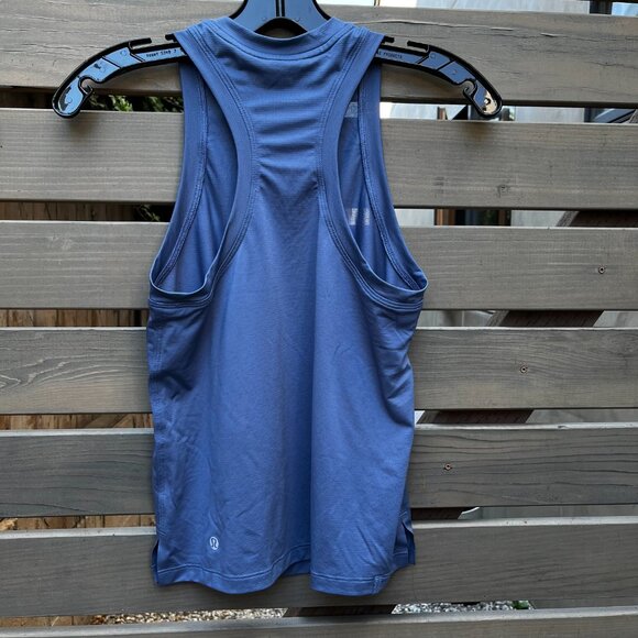 Lululemon Ultralight Hip-Length Tank Top in Oasis Blue Sz 0 EUC - Picture 2 of 3